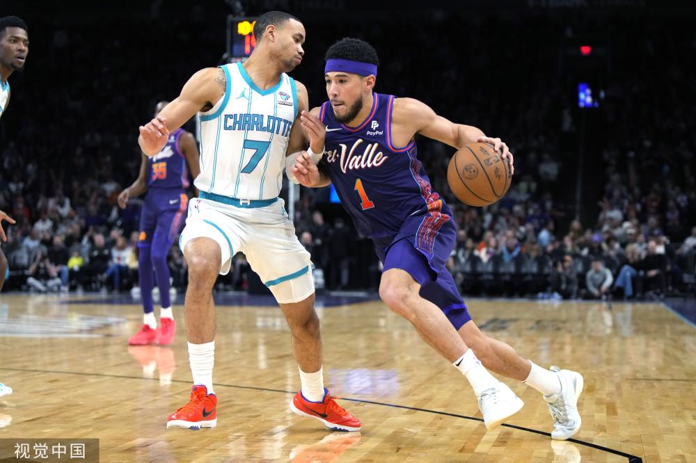 在球员的个 在球员的个