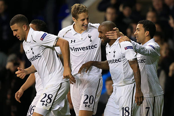 羽毛球比赛 羽毛球比赛